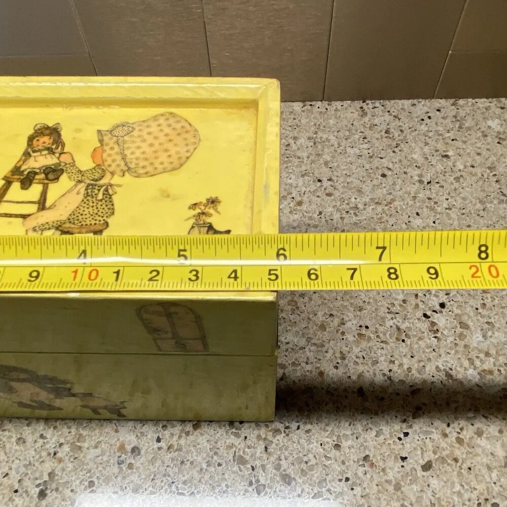 Vintage 1972 Signed Sadie Decoupage Wooden Box Bonnet Girl & Cat Cottagecore
